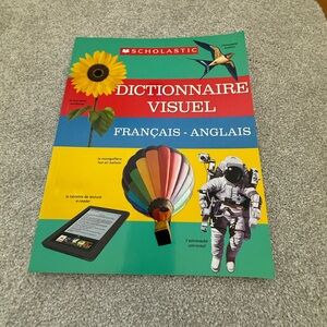 Scholastic Multicolor French-English Visual Dictionary